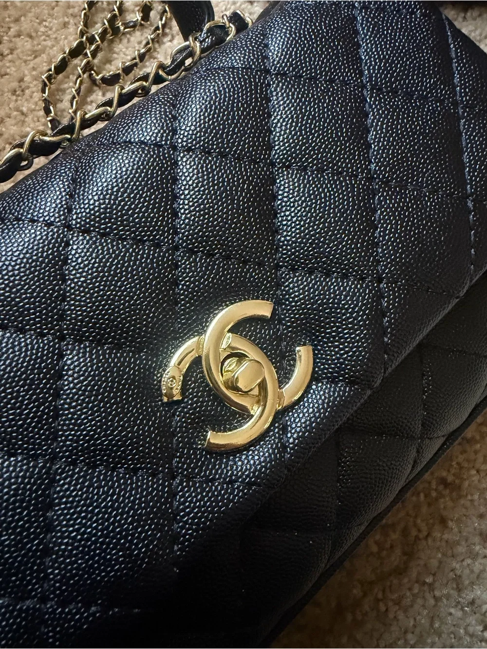 CHANEL satchel quilted